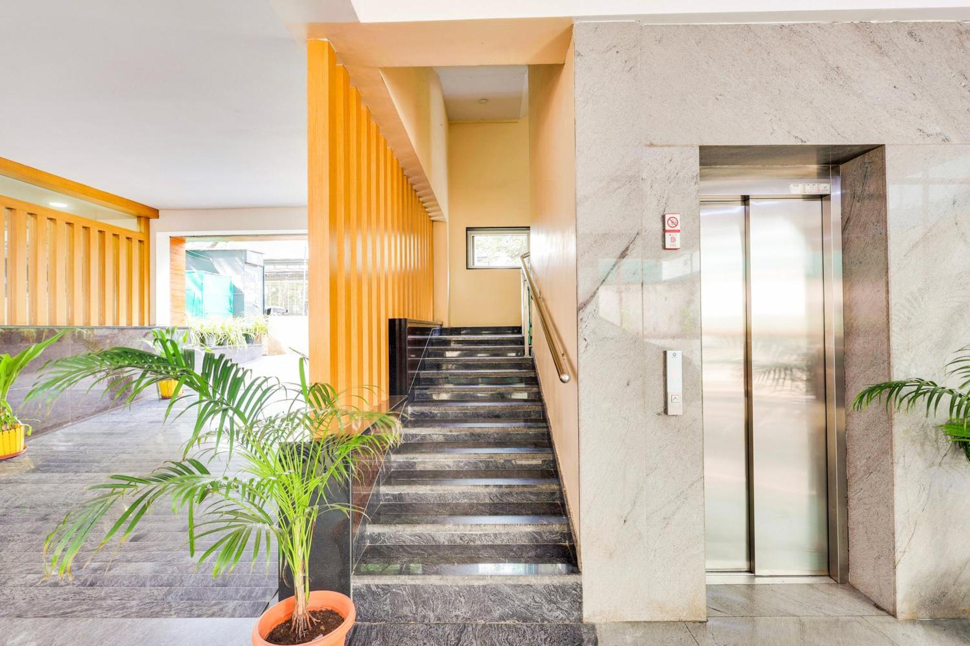 Hotel Super Townhouse Visakhapatnam Exterior foto